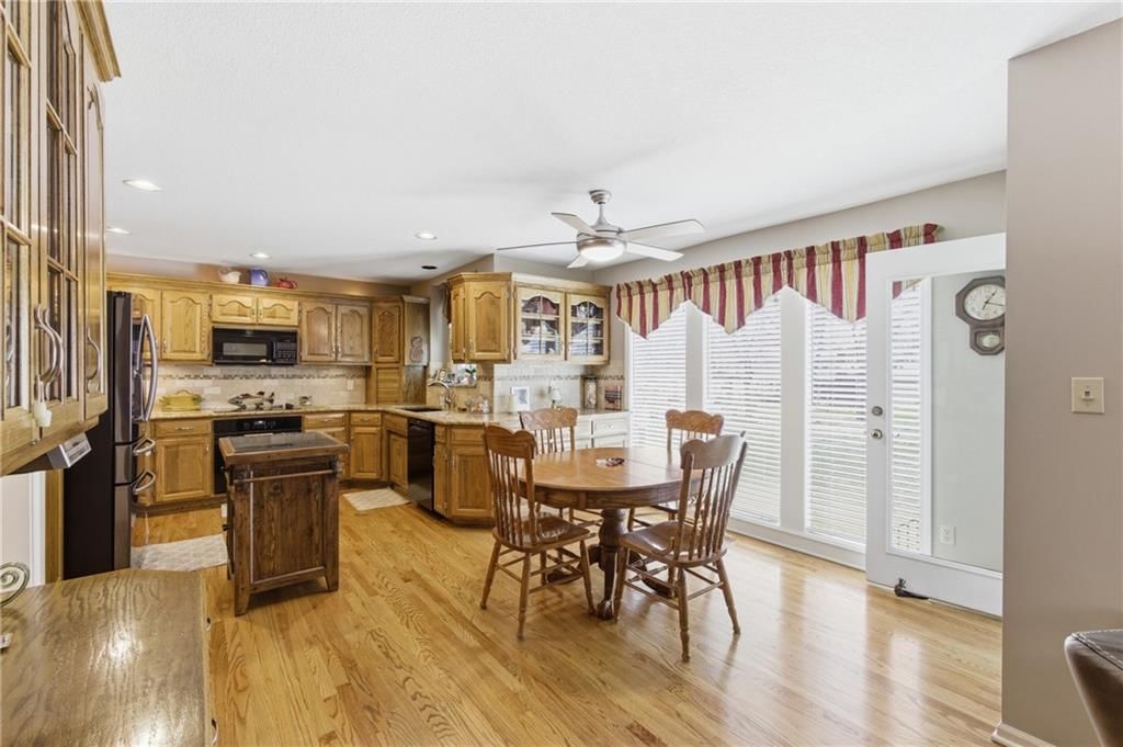 6906 N BELLEFONTAINE Avenue — photo 39