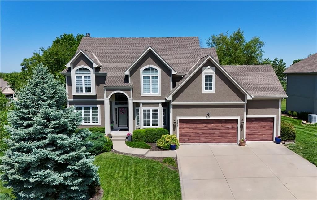 2612 SW Wintercreek Drive — photo 1