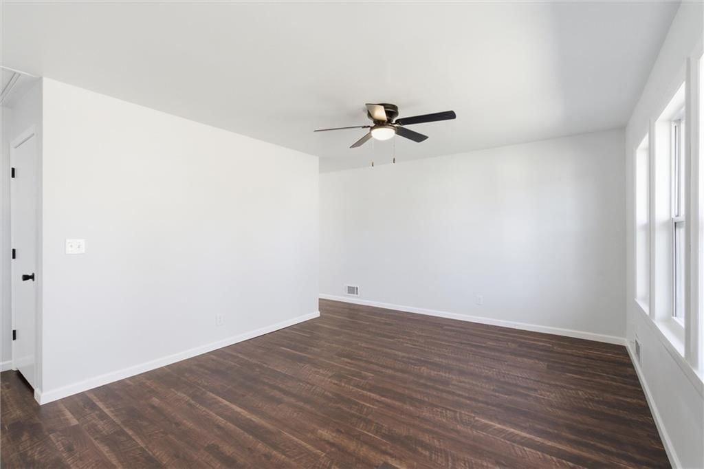 2425 NE 38th Street — photo 4