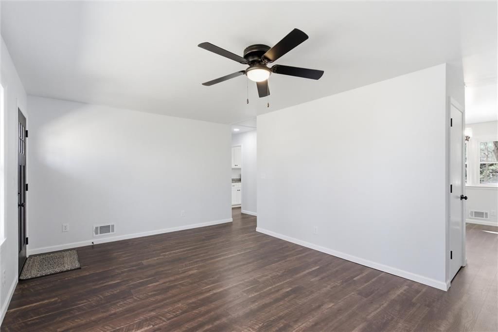 2425 NE 38th Street — photo 7