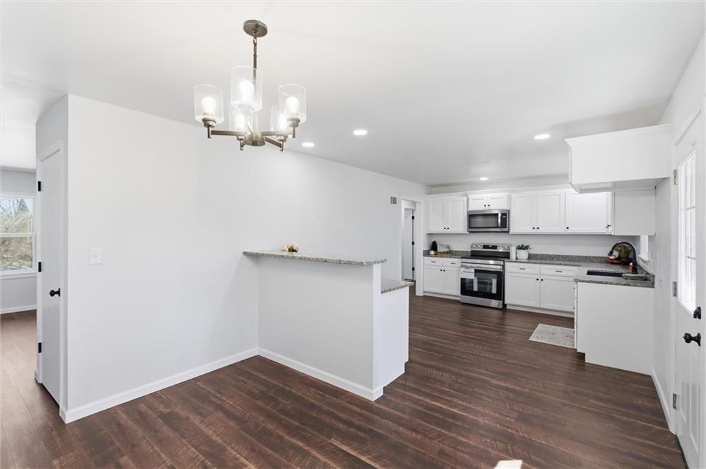 2425 NE 38th Street — photo 8