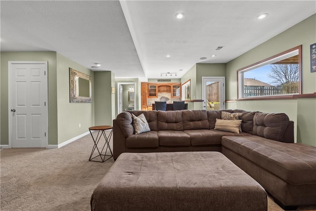5929 NE Hidden Valley Drive — photo 41
