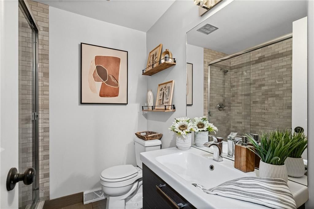 8345 Reinhardt Street — photo 13