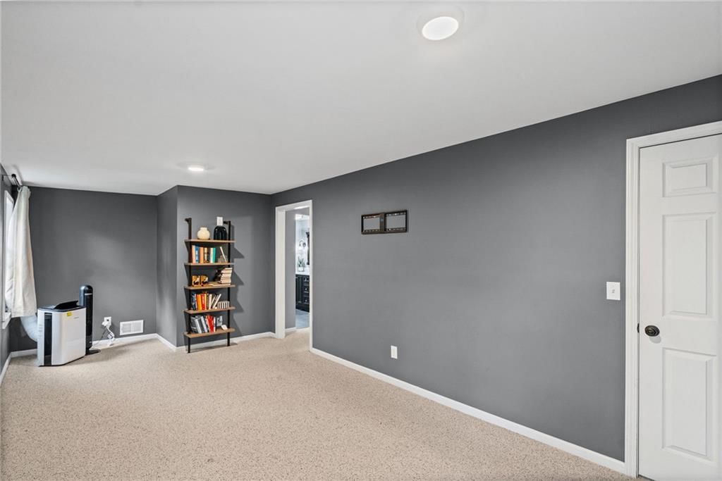 8345 Reinhardt Street — photo 21