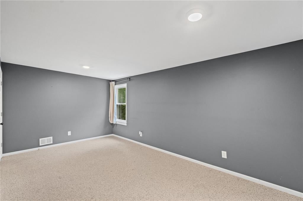 8345 Reinhardt Street — photo 22