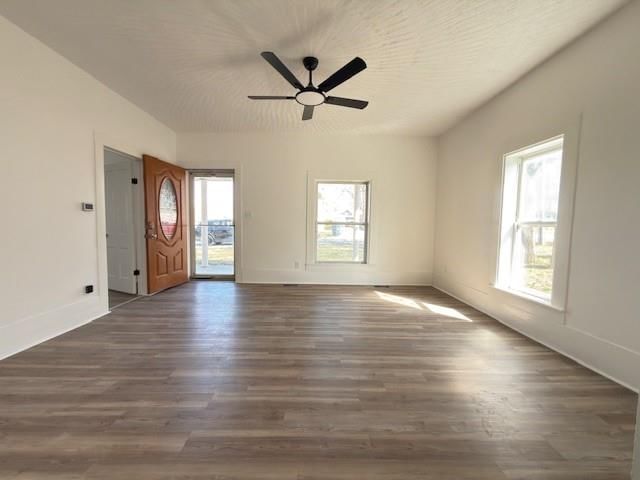 609 W Lee Street — photo 9
