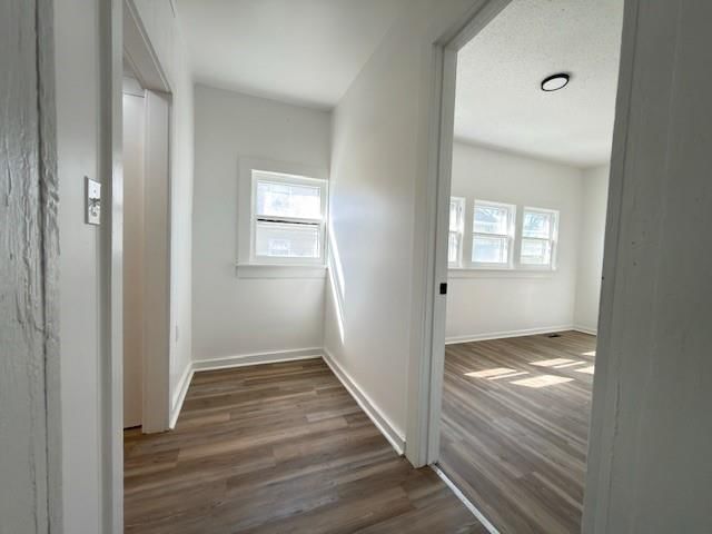 609 W Lee Street — photo 14