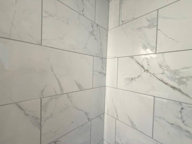 609 W Lee Street — photo 18