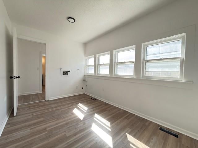 609 W Lee Street — photo 21