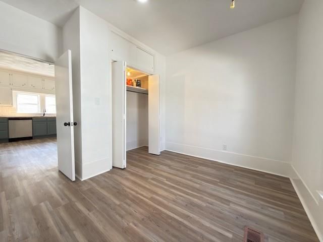 609 W Lee Street — photo 23