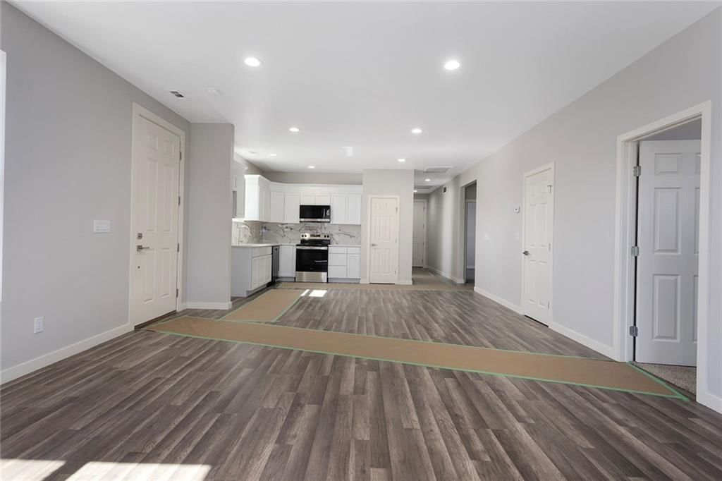 1716 S Valley Street — photo 9