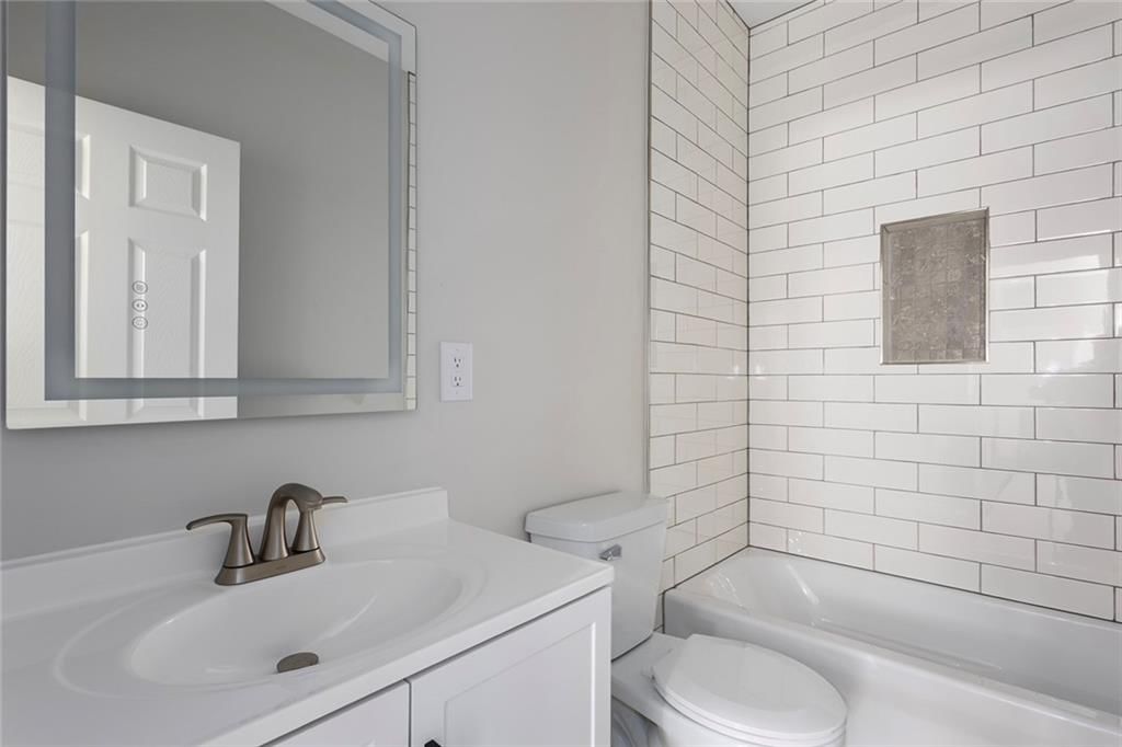 1716 S Valley Street — photo 10