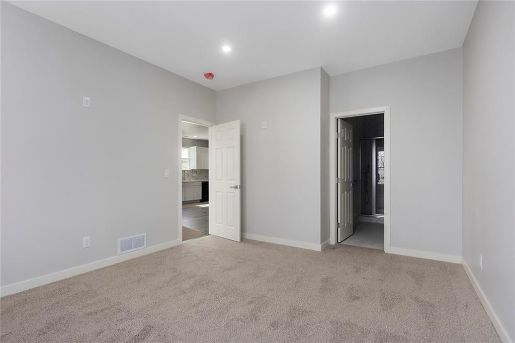 1716 S Valley Street — photo 11