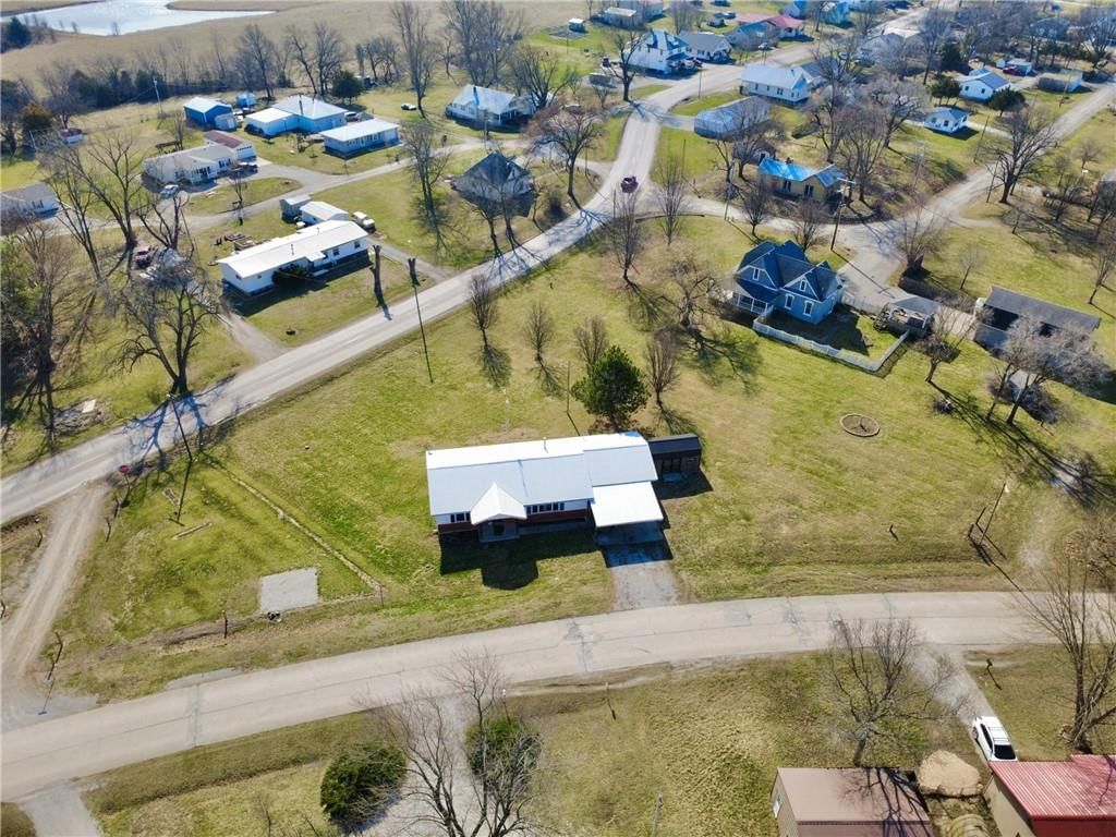 105 E Old Highway 6 N/A — photo 8