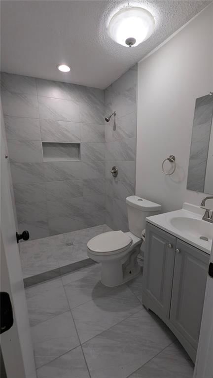 2510 Everett Avenue — photo 17