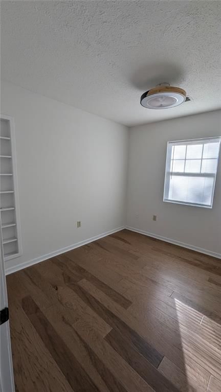 2510 Everett Avenue — photo 19