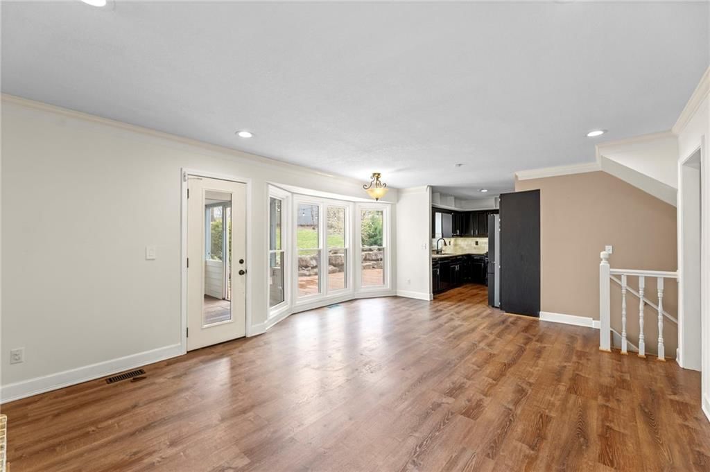 7611 Westgate Street — photo 5