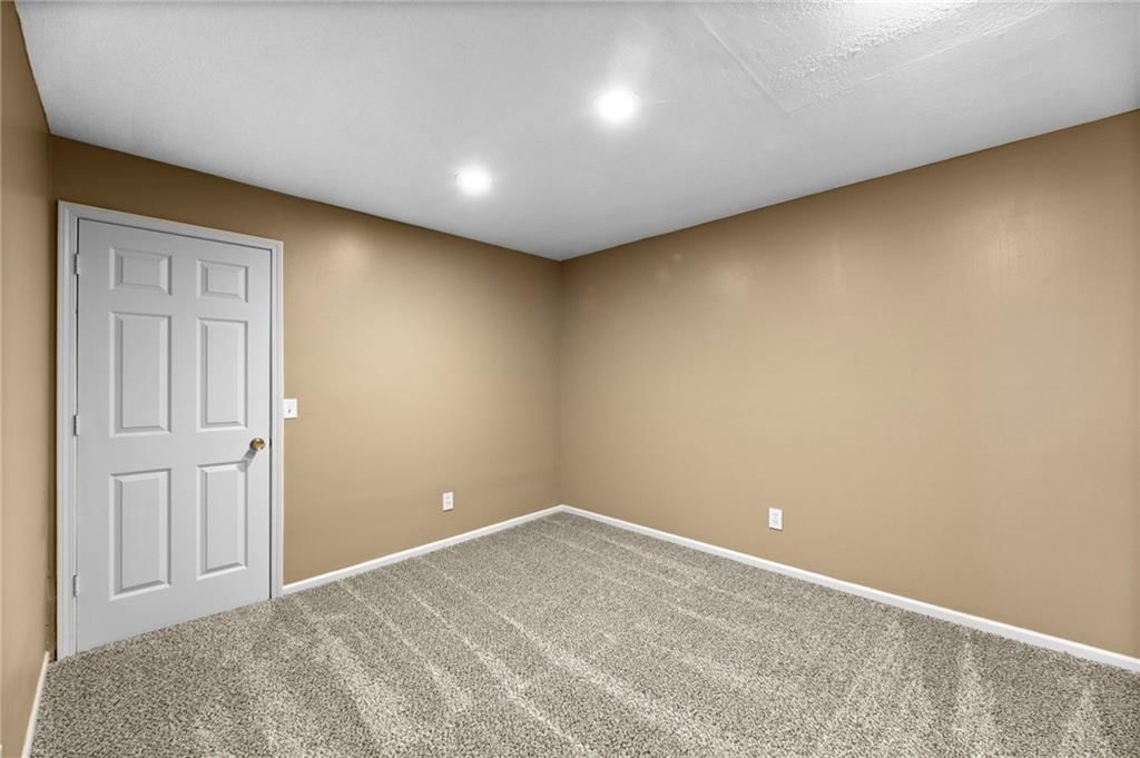 7611 Westgate Street — photo 22