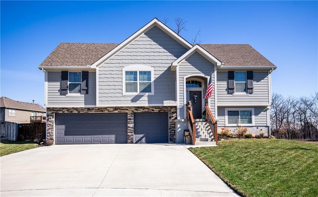 19934 W 221st Street, Spring Hill, KS