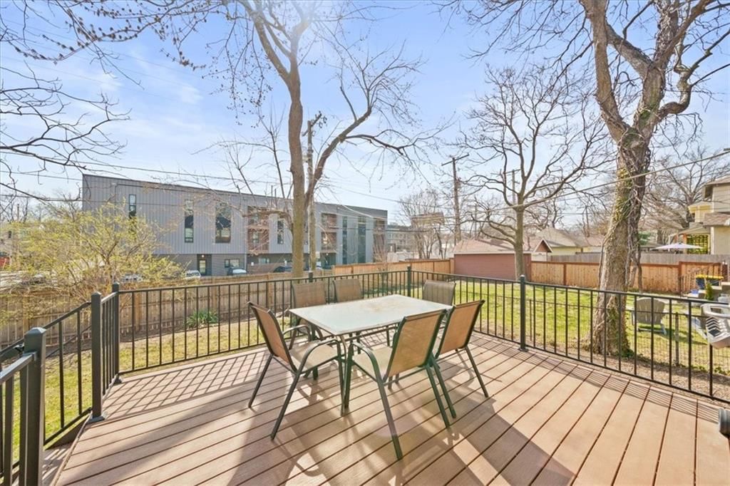 645 E 62nd Street — photo 25