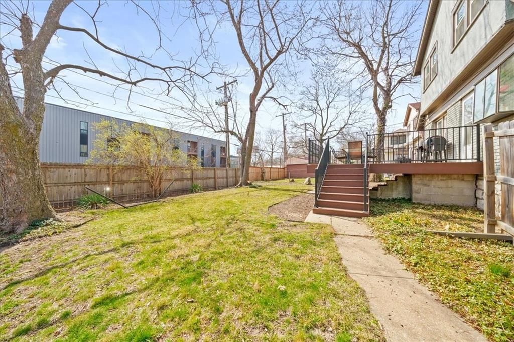 645 E 62nd Street — photo 26