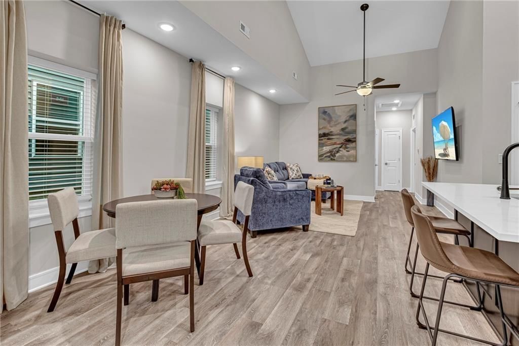 5834 Hunter Court — photo 4