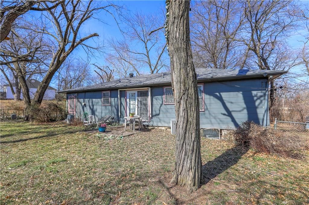 6207 Arcadia Avenue — photo 19