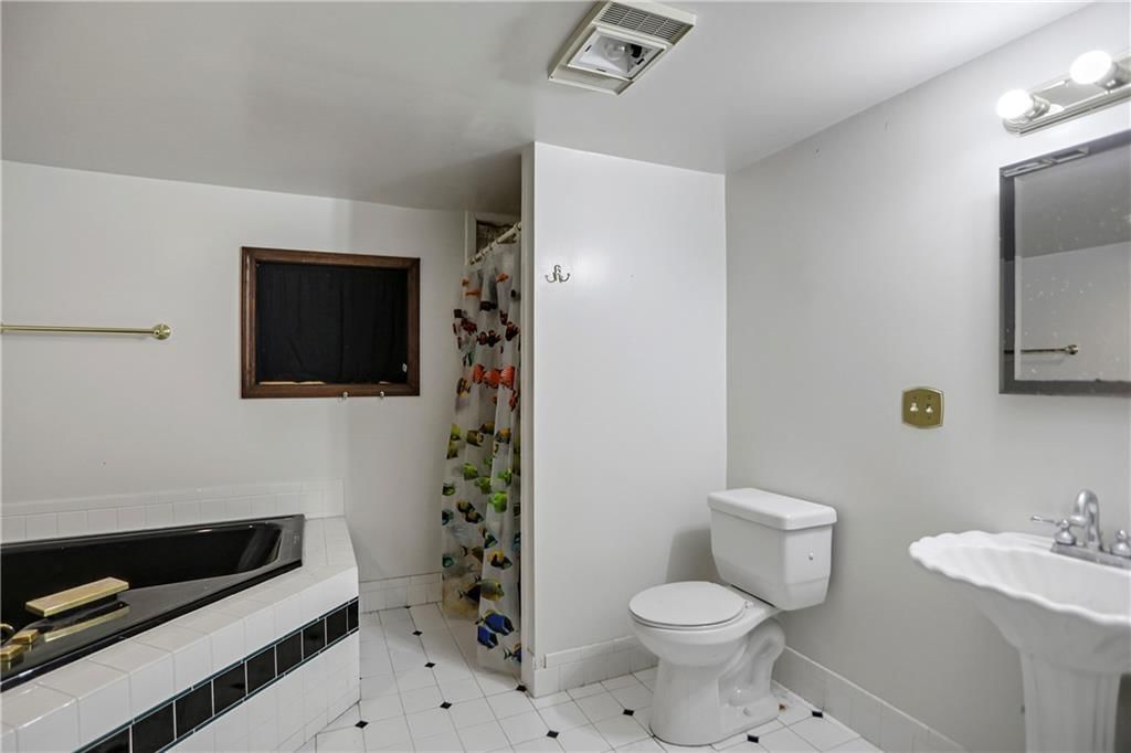 5 W 13th Street — photo 28