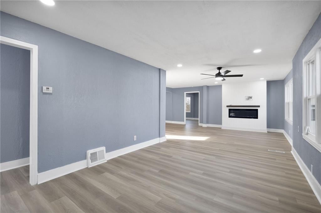 10230 Oakley Avenue — photo 6