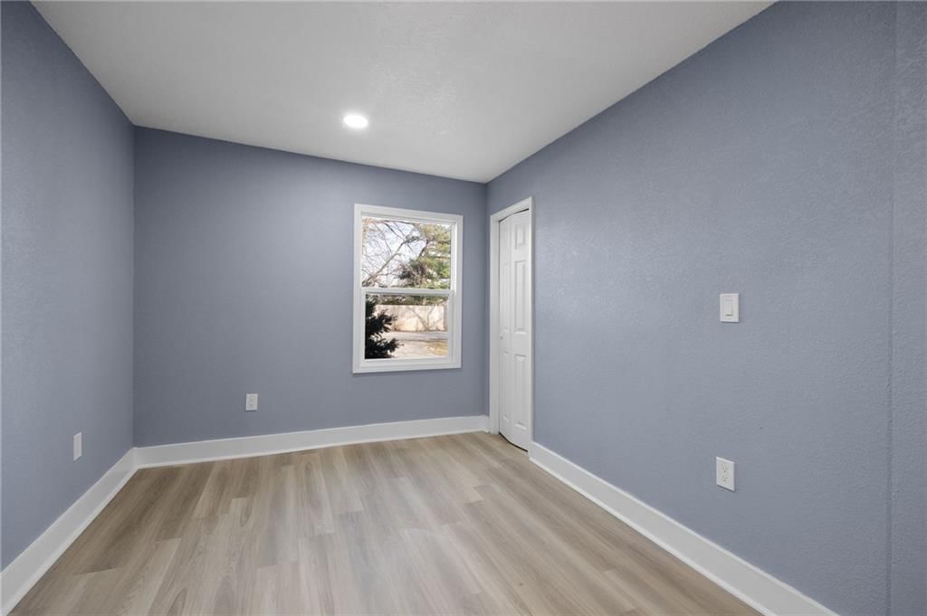 10230 Oakley Avenue — photo 19