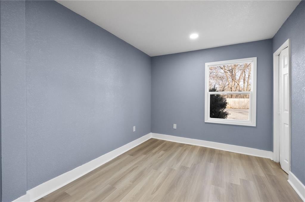 10230 Oakley Avenue — photo 20