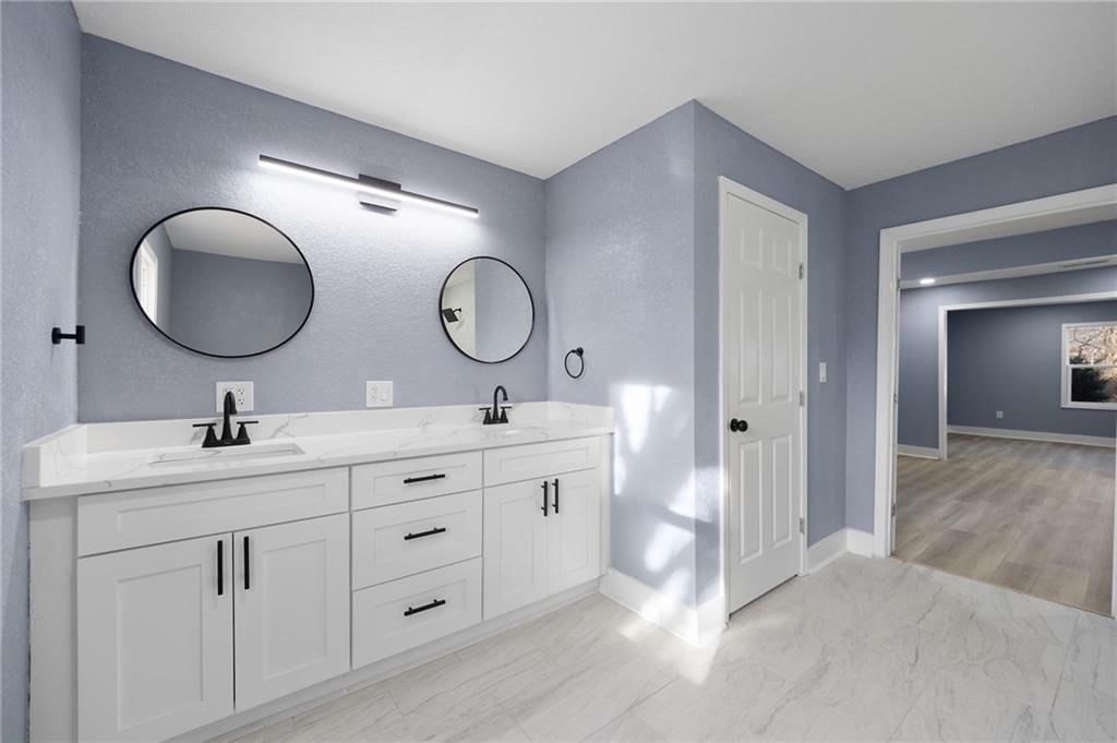10230 Oakley Avenue — photo 23