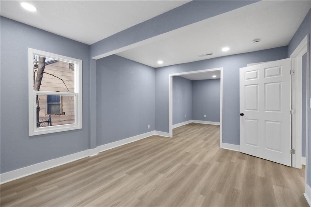 10230 Oakley Avenue — photo 25