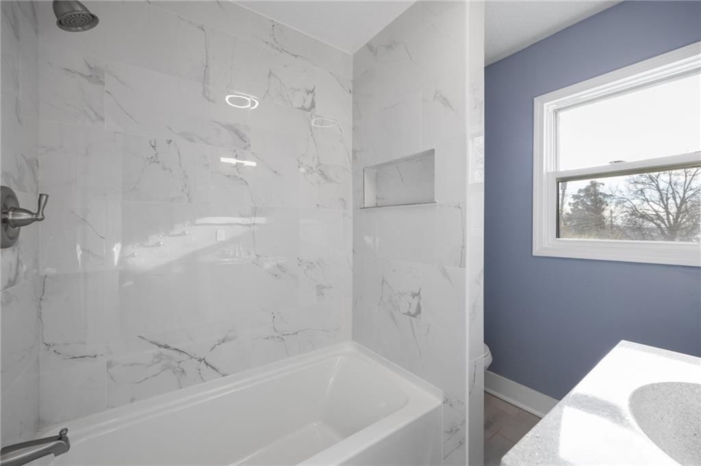 10230 Oakley Avenue — photo 28