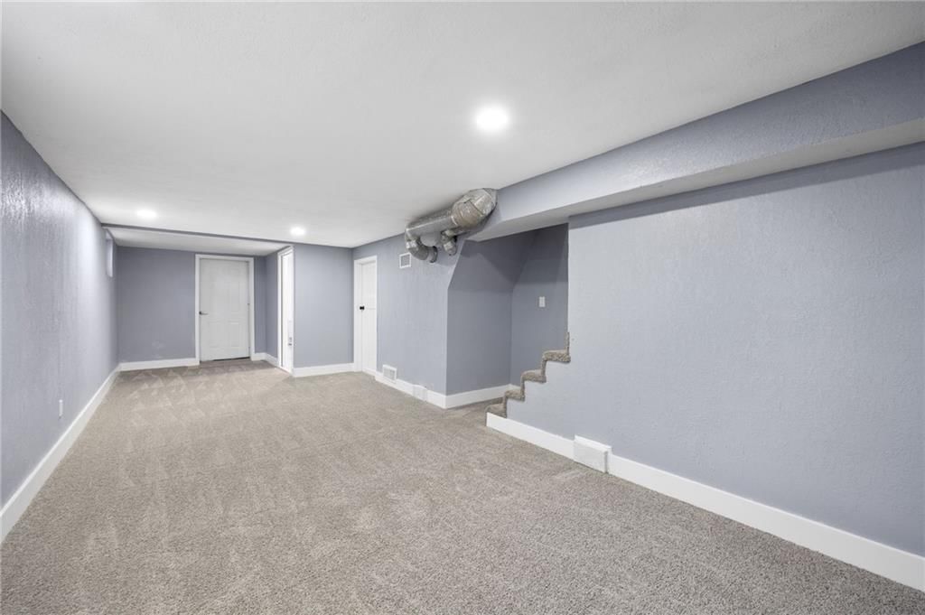 10230 Oakley Avenue — photo 33