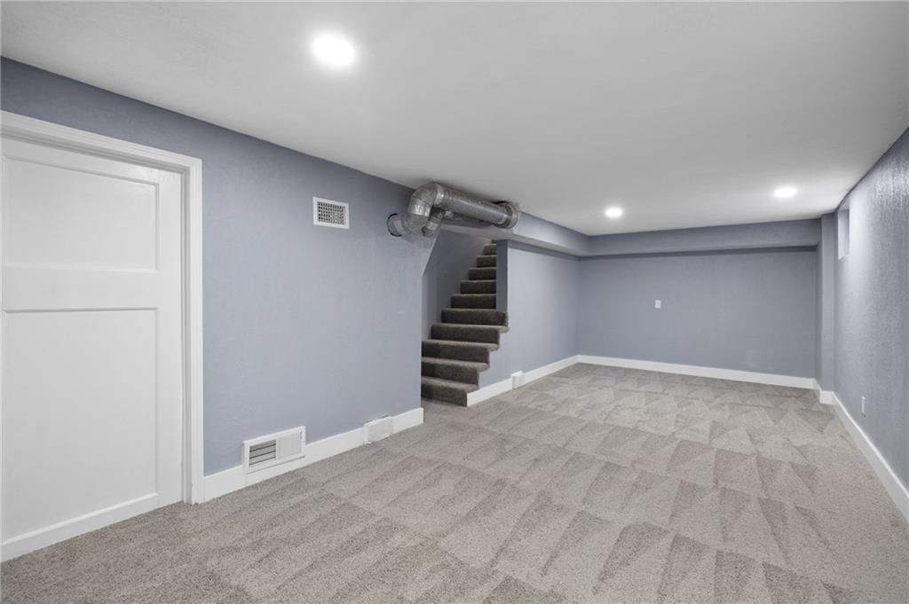 10230 Oakley Avenue — photo 34