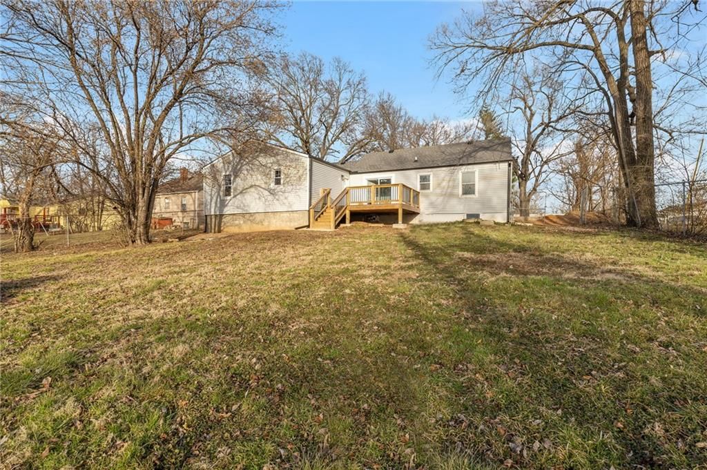 10230 Oakley Avenue — photo 40