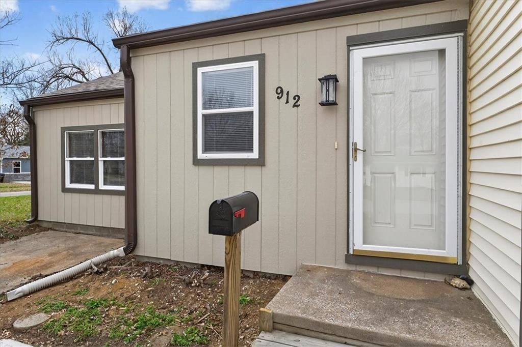 912 VEST Drive — photo 5