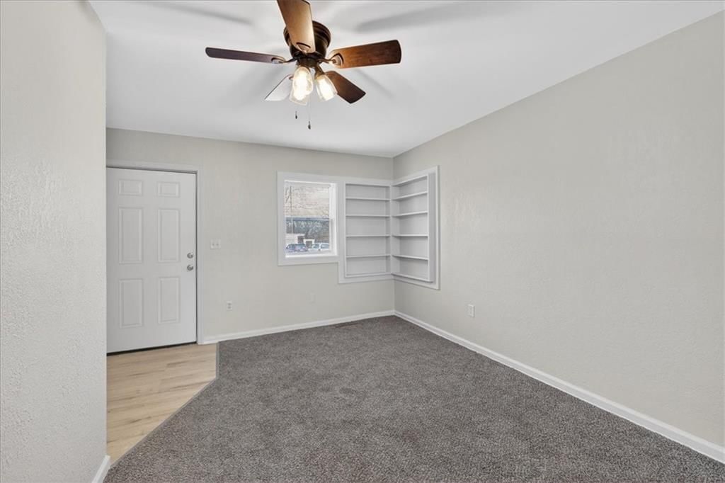 912 VEST Drive — photo 8