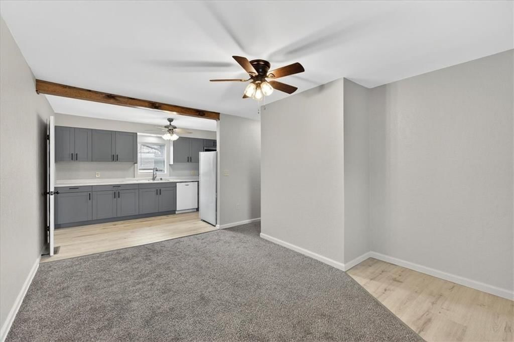 912 VEST Drive — photo 10