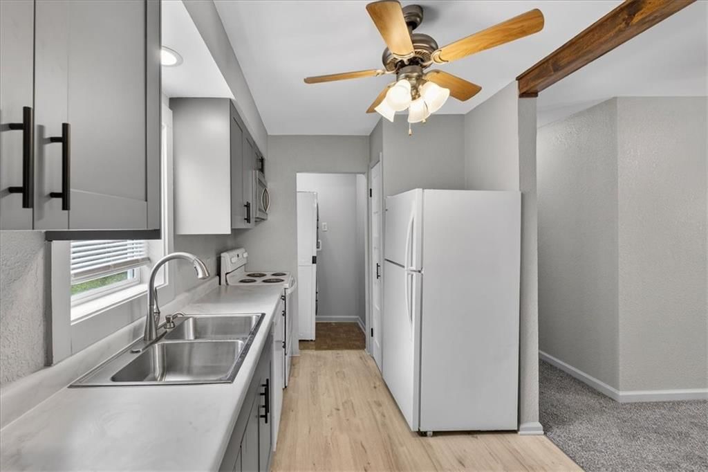 912 VEST Drive — photo 13