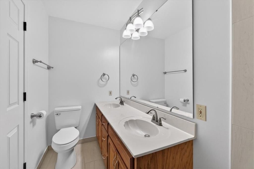 912 VEST Drive — photo 22