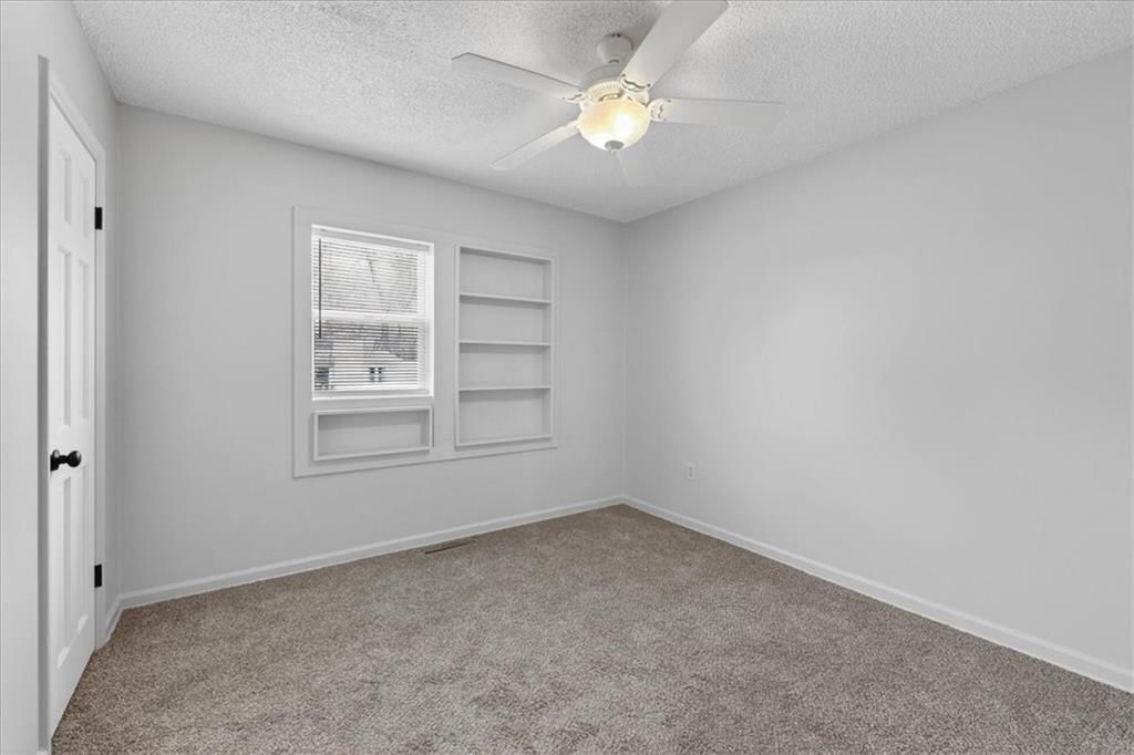 912 VEST Drive — photo 26