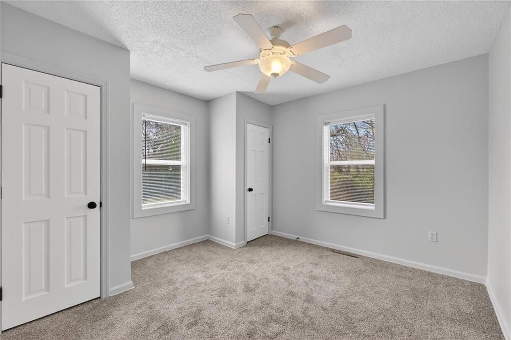 912 VEST Drive — photo 28