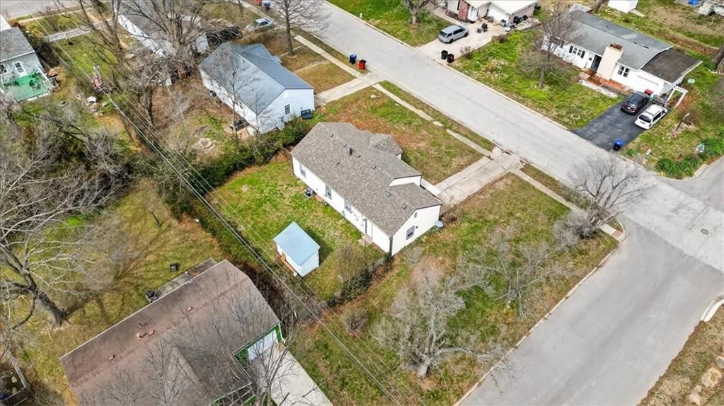 912 VEST Drive — photo 39