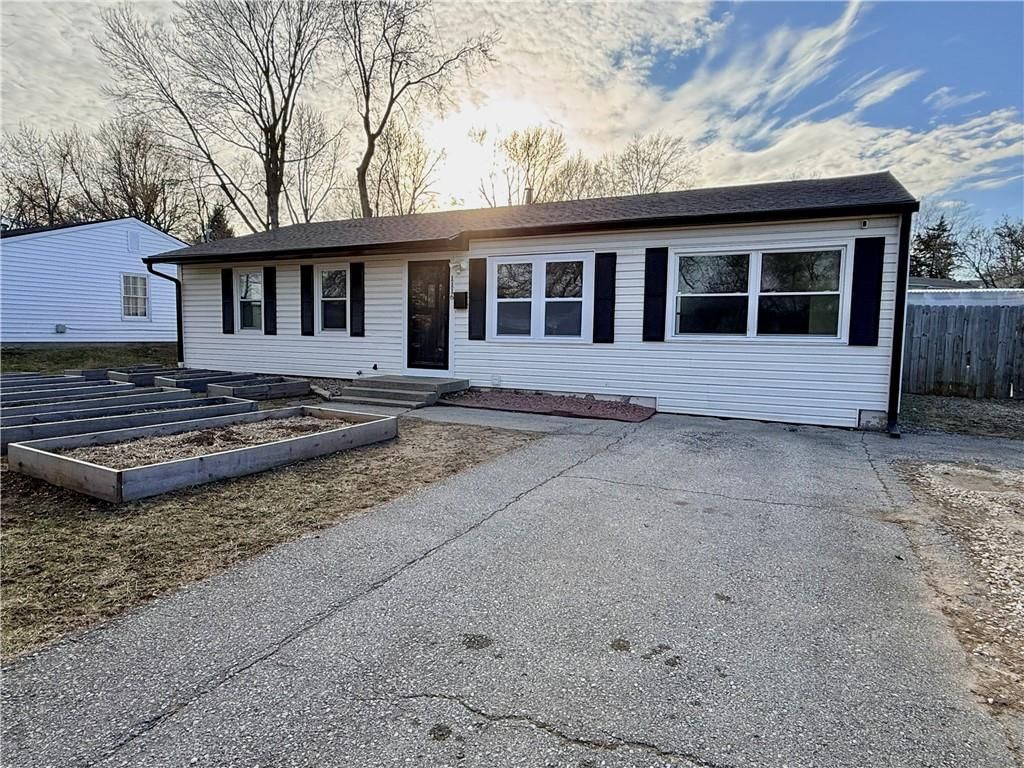 1116 N Swope Drive — photo 4
