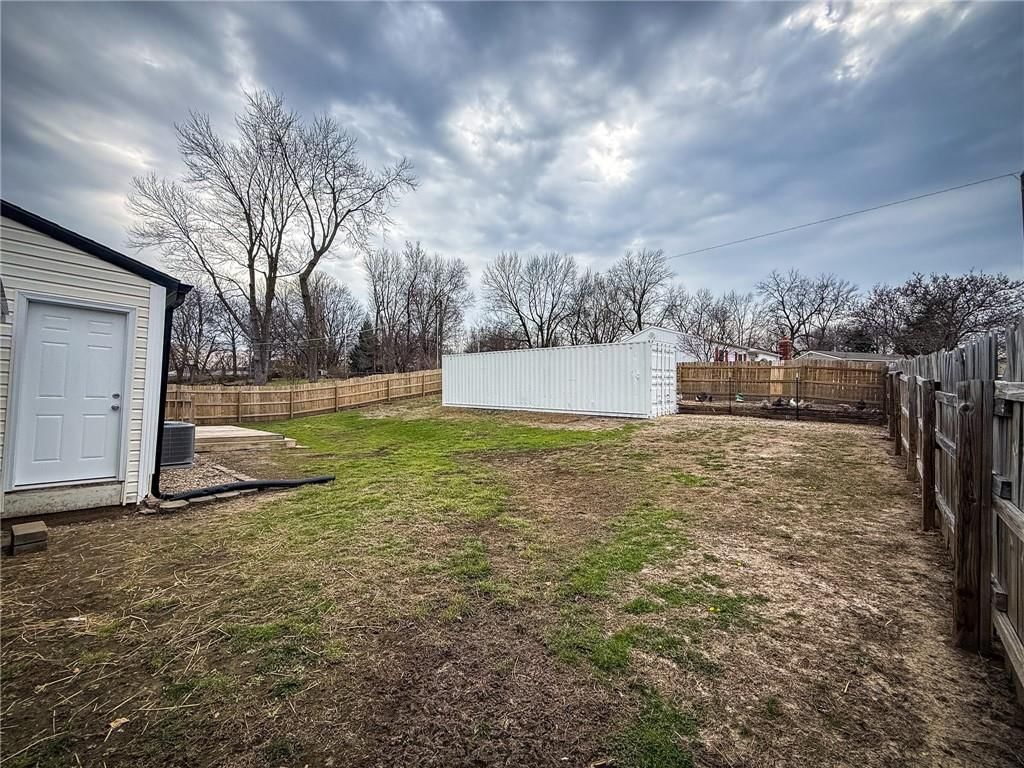 1116 N Swope Drive — photo 18