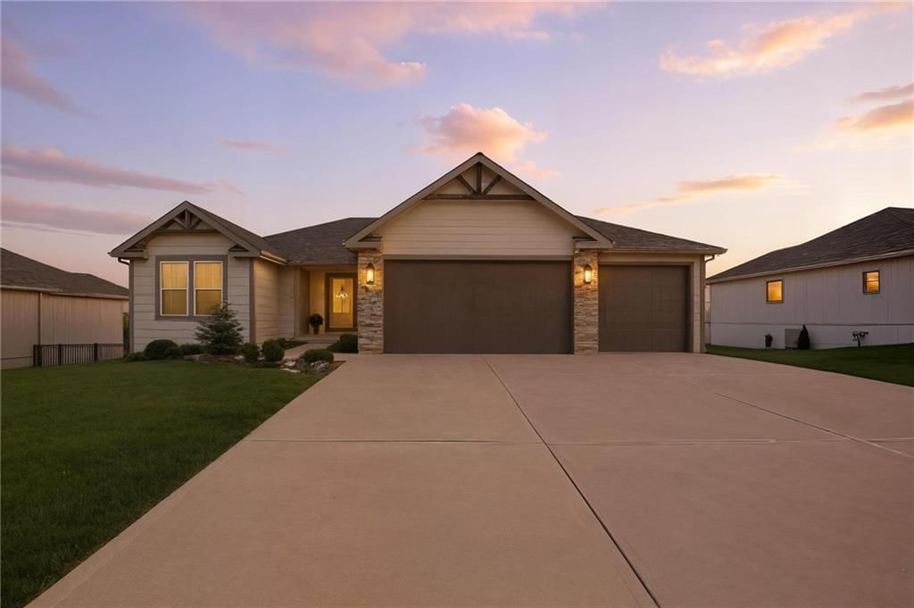 11827 N Manning Avenue — photo 38