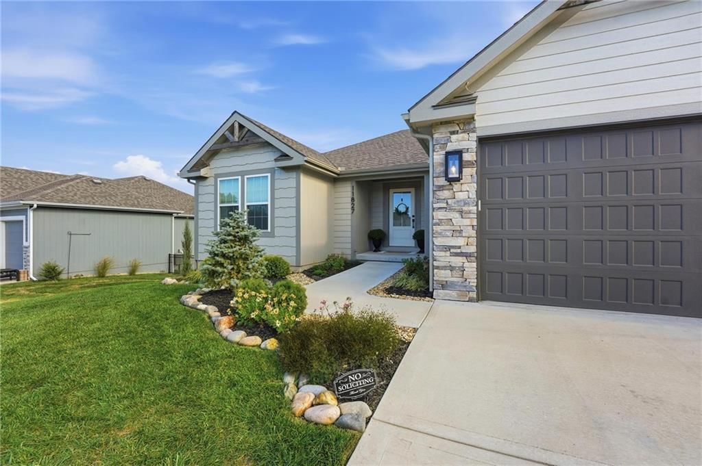 11827 N Manning Avenue — photo 39