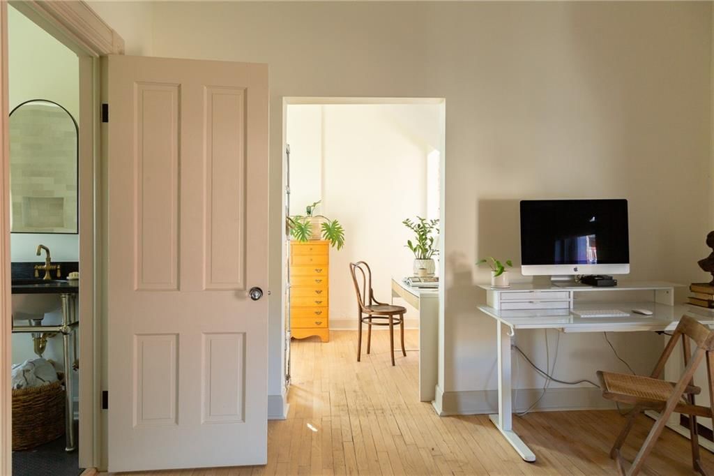516 Olive Street — photo 47